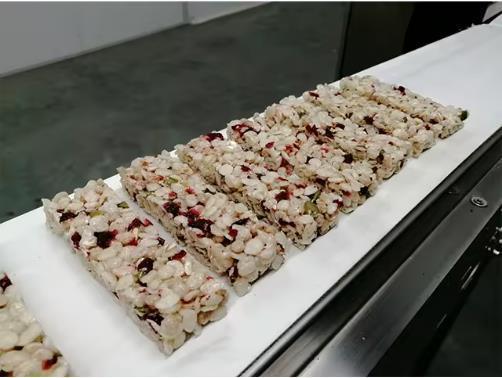 عالية الكفاءة عبر قطع الحبوب شريط تشكيل آلة، آلة نفخة الذرة