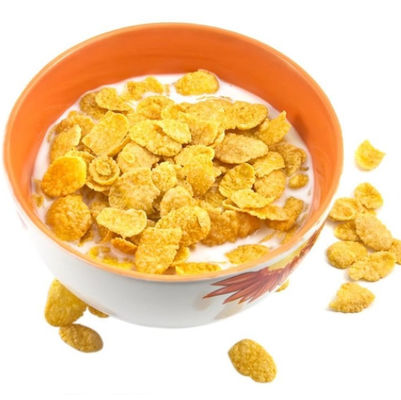 200-300kg / hr خط إنتاج رقائق الذرة / آلة صنع رقائق الذرة مع CE