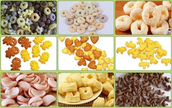 الإفطار الحبوب والذرة رقائق خط الانتاج / نفخة وجبة خفيفة آلة الطارد