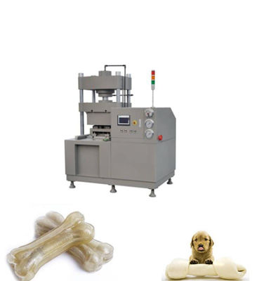 آلات أغذية الحيوانات الأليفة عظام مضغ الحيوانات الأليفة مع جلد البقر أو جلد الخنزير أو جلد الغنم كمادة