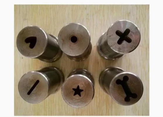 متعددة-- على شكل الكلب معدات الطارد الطعام / الكلب الجاف الغذاء ماكينة